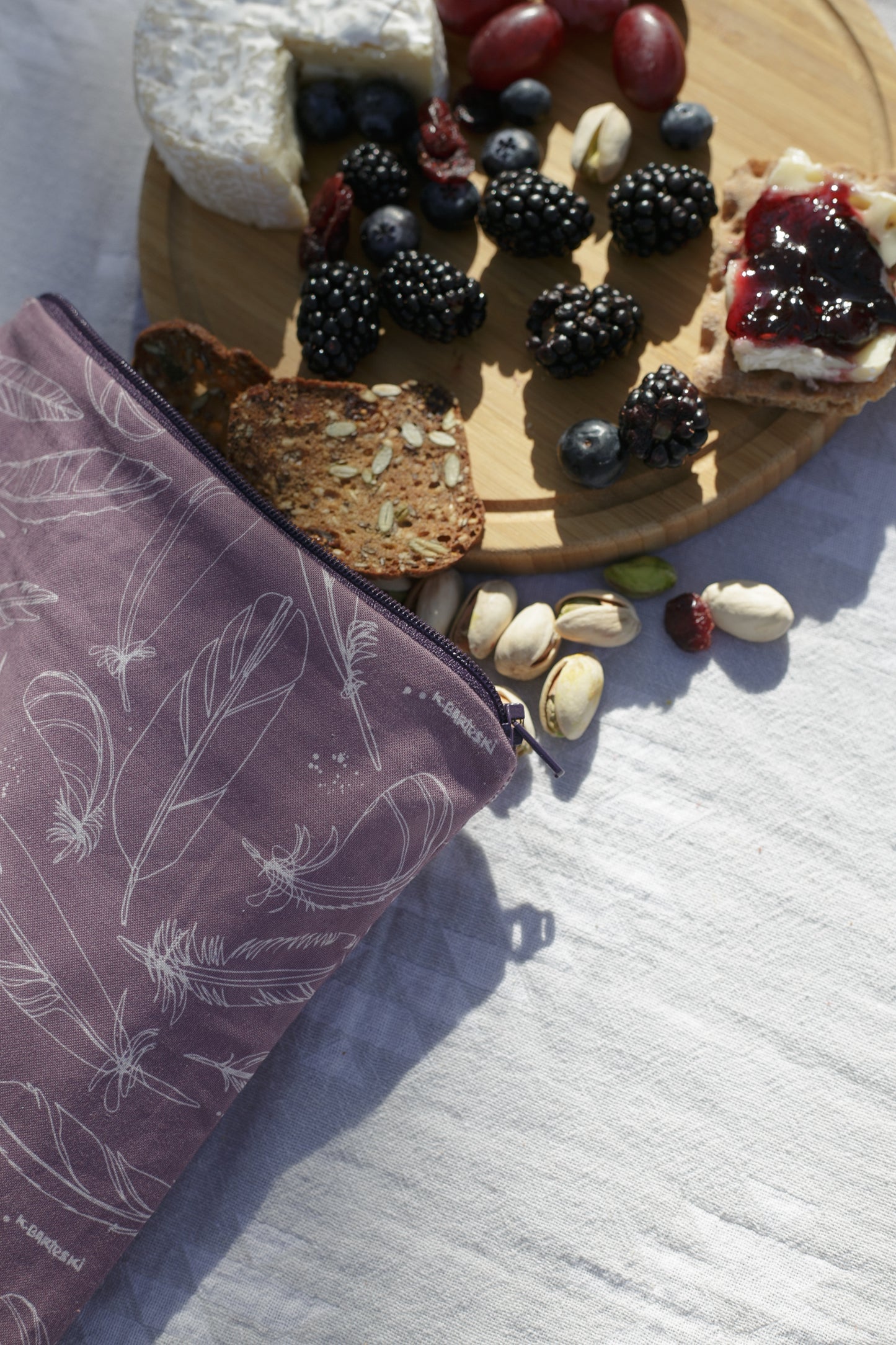 2122 - Feather Reusable Snack Bag - Large