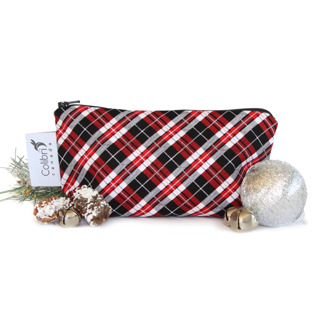 8134 - Holiday Plaid Reusable Snack Bag - Medium