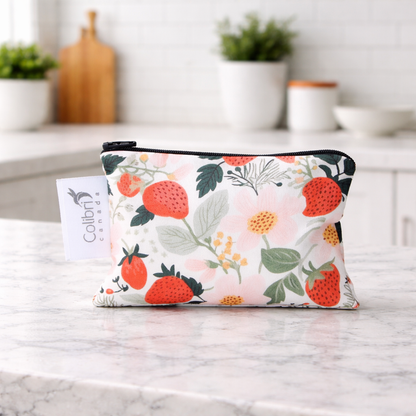 1183 - Strawberry Patch Snack Bag - Small