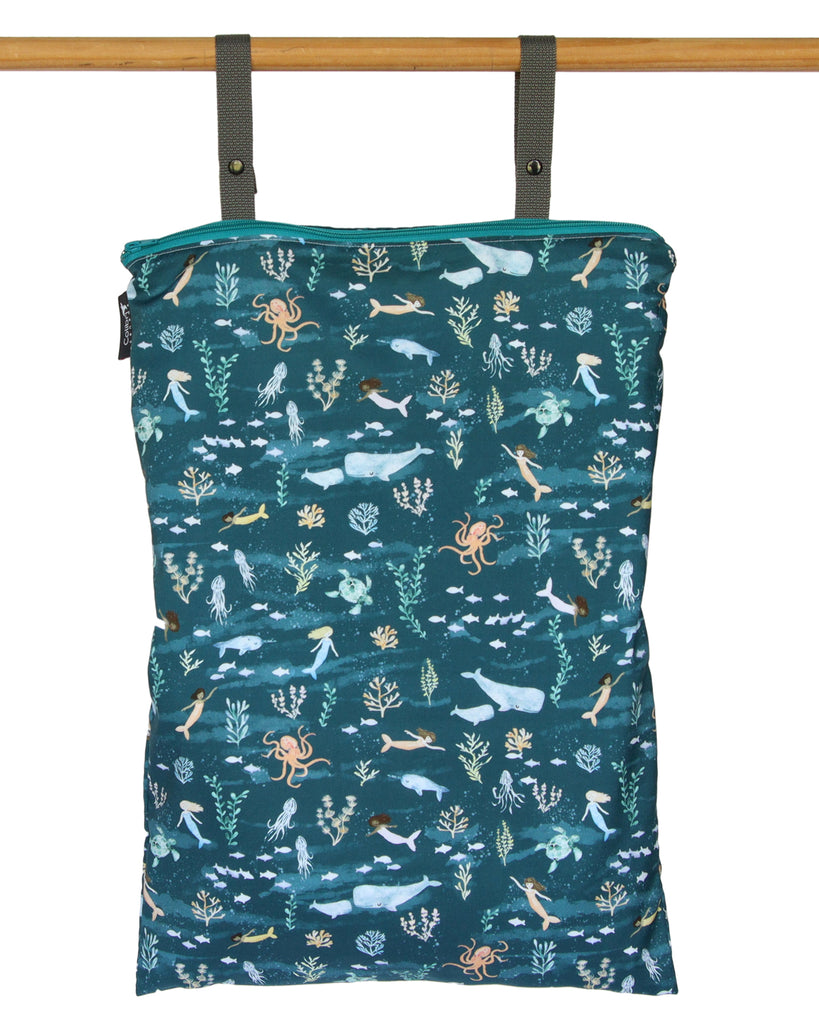 4147 - Mermaids Extra Large Wet Bag