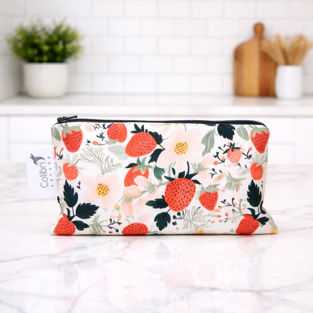 8183 - Strawberry Patch Reusable Snack Bag - Medium