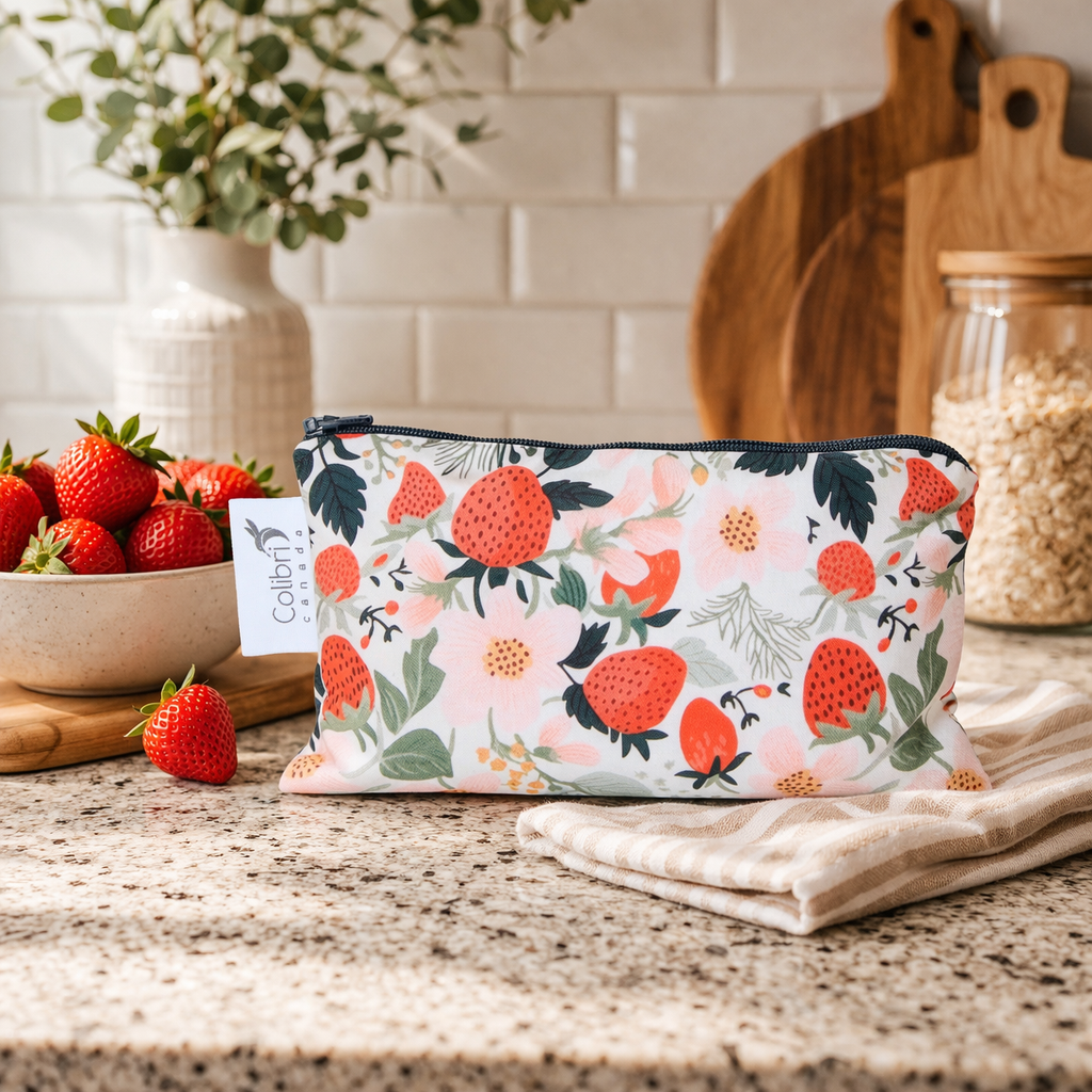 8183 - Strawberry Patch Reusable Snack Bag - Medium