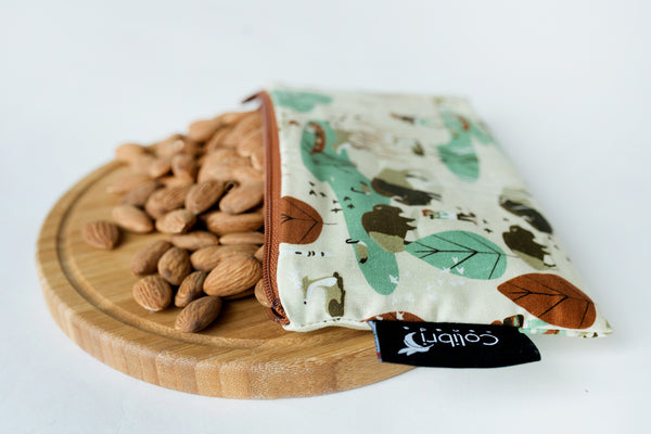 8099 Nature Walk Reusable Snack Bag - Medium
