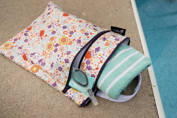 6118 - Wild Flowers Double Duty Wet Bag